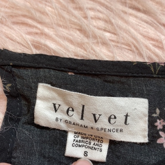 DONATING 11/1 Velvet by Graham and Spencer Floral Flare Sleeve Blouse sz S - Picture 11 of 13